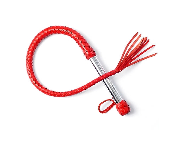 Красная однохвостая плеть с хромированной ручкой от ero-shop
