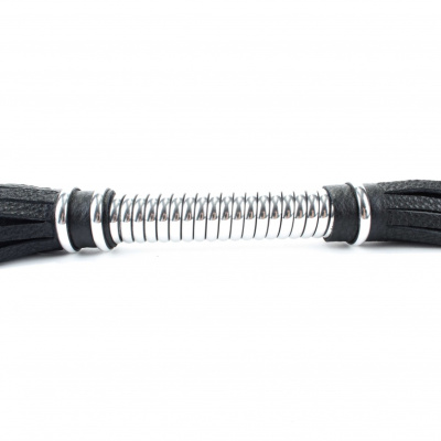 БДСМ Арсенал плеть с серебристой ручкой, 45 см (чёрный с серебристым)
