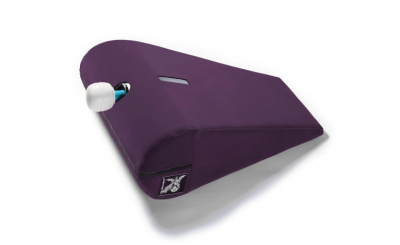 Liberator R-Axis Magic Wand - Подушка для любви малая с отверстием под массажер, 35.5х61х17 см (баклажан) 