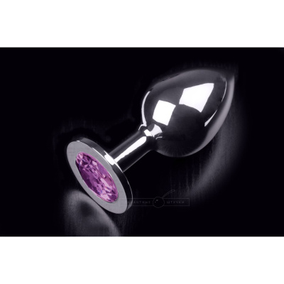 Пикантные штучки - Большая серебристая анальная пробка с кристаллом - 9 см (фиолетовый) 
